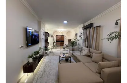 Apartment - 2 Bedrooms - 3 Bathrooms for sale in North Lotus - El Lotus - New Cairo City - Cairo