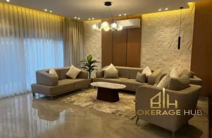 فيلا - 3 غرف نوم - 3 حمامات للايجار في هايد بارك - مدينة القاهرة الجديدة - القاهرة