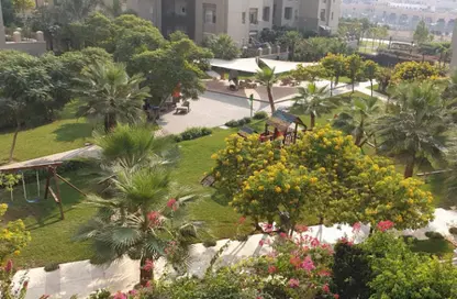 شقة - 2 غرف نوم - 2 حمامات للايجار في ذا فيلدج - المستثمرين الجنوبية - مدينة القاهرة الجديدة - القاهرة