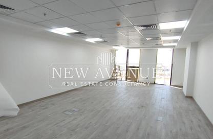 Office Space - 2 Bedrooms - 1 Bathroom for rent in Hyde Park Business District Mall - South Teseen St. - The 5th Settlement - New Cairo City - Cairo