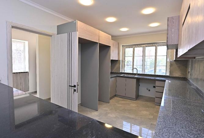 76243497 - Property Image 2