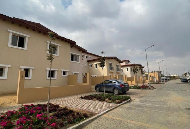 67740867 - Property Image 2