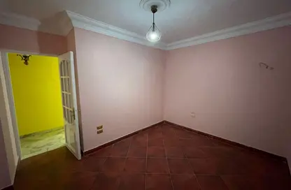 Apartment - 3 Bedrooms - 2 Bathrooms for rent in Al Shouyfat St. - District 1 - The 5th Settlement - New Cairo City - Cairo