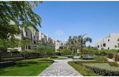 Townhouse - 3 Bedrooms - 3 Bathrooms for sale in Al Burouj Compound - El Shorouk Compounds - Shorouk City - Cairo