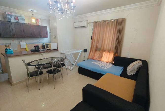 102078674 - Property Image 2
