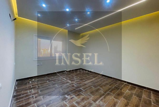 68261434 - Property Image 3