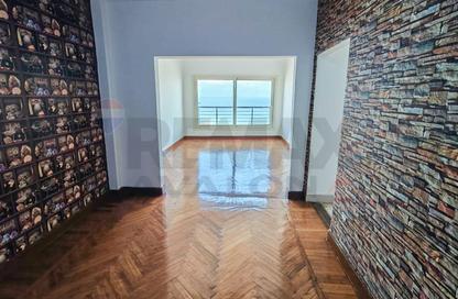 Apartment - 2 Bedrooms - 1 Bathroom for rent in Ibrahimia - Hay Wasat - Alexandria