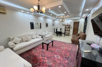 شقة - 2 غرف نوم - 2 حمامات للايجار في شارع لبنان - المهندسين - الجيزة