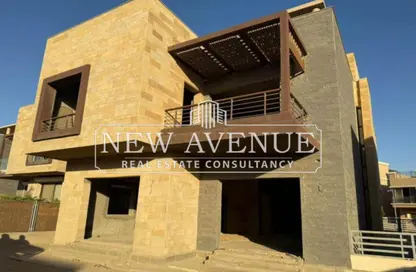 Villa - 5 Bedrooms - 7 Bathrooms for sale in Taj City - 5th Settlement Compounds - The 5th Settlement - New Cairo City - Cairo