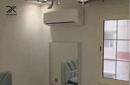شقة - 3 غرف نوم - 1 حمام للبيع في شارع مدرسة الريادة - سموحة - حي شرق - الاسكندرية