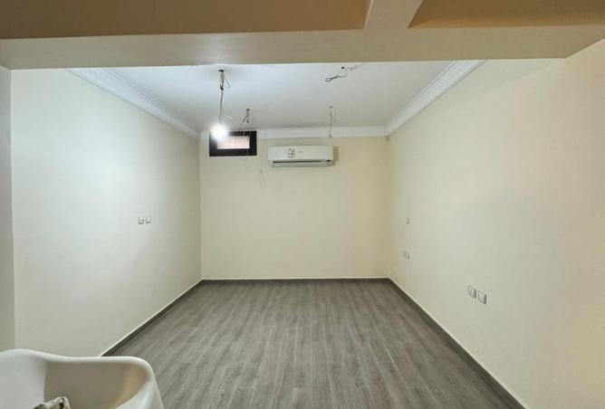 93542221 - Property Image 3