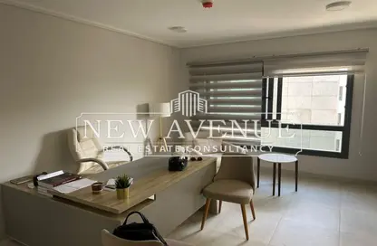 عيادة - استوديو - 1 حمام للايجار في نيو جيزة - طريق مصر اسكندرية الصحراوي - مدينة 6 أكتوبر - الجيزة