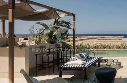 فيلا - 4 غرف نوم - 6 حمامات للبيع في راملا - راس الحكمة - الساحل الشمالي