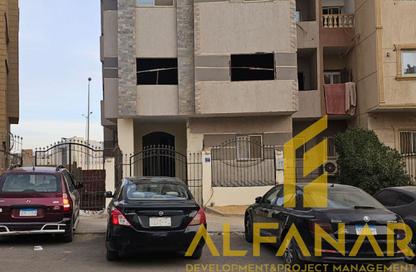 Apartment - 2 Bedrooms - 1 Bathroom for sale in Mohamed Naguib Axis - Abou El Houl - New Cairo City - Cairo Apartment - 2 Bedrooms - 1 Bathroom for sale in Mohamed Naguib Axis - Abou El Houl - New Cairo City - Cairo