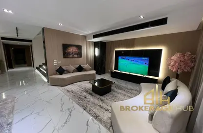 Villa - 3 Bedrooms - 5 Bathrooms for rent in Hyde Park - New Cairo City - Cairo