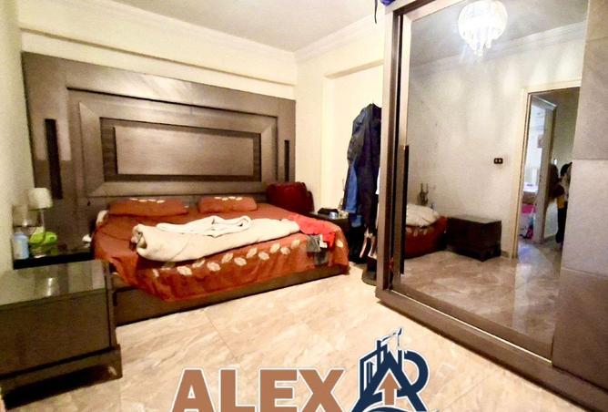 77054829 - Property Image 2