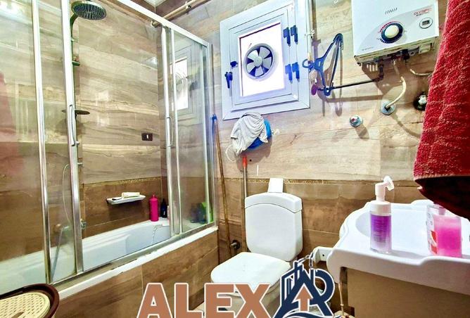 77054829 - Property Image 3