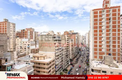 شقة - 3 غرف نوم - 2 حمامات للبيع في شارع محمود العيسوي - سيدي بشر - حي اول المنتزة - الاسكندرية