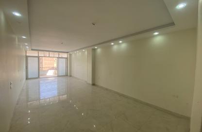 Office Space - Studio - 2 Bathrooms for rent in King Faisal St. - Akher Faisal - Faisal - Hay El Haram - Giza