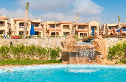 Chalet - 2 Bedrooms - 2 Bathrooms for sale in La Vista Bay - La Vista - Qesm Ad Dabaah - North Coast