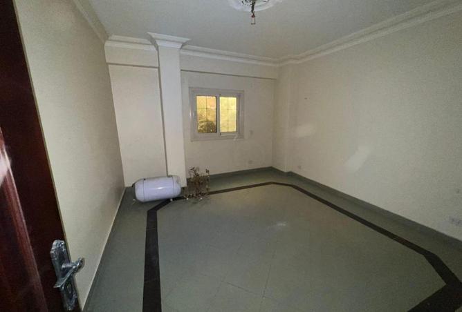 8595457 - Property Image 2