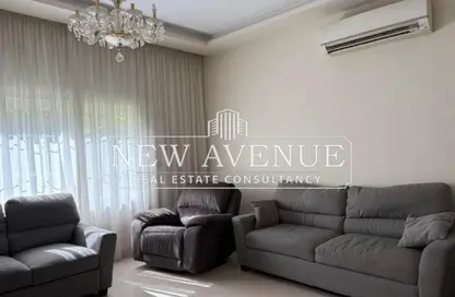 Villa - 2 Bedrooms - 4 Bathrooms for sale in Hyde Park - New Cairo City - Cairo