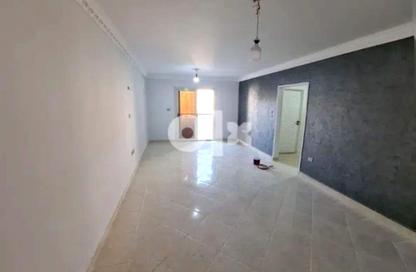 Apartment - 3 Bedrooms - 1 Bathroom for sale in Gardenia City Compound Nasr City - Zahraa Madinat Nasr - Nasr City - Cairo