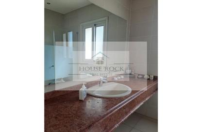 Apartment - 3 Bedrooms - 2 Bathrooms for rent in Katameya Heights - El Katameya Compounds - El Katameya - New Cairo City - Cairo