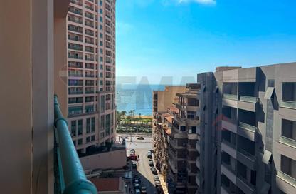 Apartment - 2 Bedrooms - 2 Bathrooms for rent in San Stefano Grand Plaza - San Stefano - Hay Sharq - Alexandria