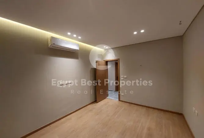 111888086 - Property Image 3