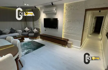 شقة - 3 غرف نوم - 2 حمامات للايجار في شارع ام كلثوم - الرحاب المرحلة الثالثة - الرحاب - مدينة القاهرة الجديدة - القاهرة