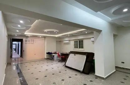 مساحات مكتبية - 7 غرف نوم - 3 حمامات للايجار في الشطر السابع - زهراء المعادي - حي المعادي - القاهرة