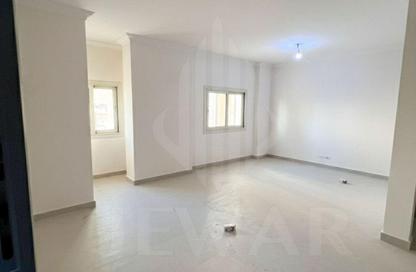 Apartment - 2 Bedrooms - 2 Bathrooms for rent in Waterfront - Sawary - Alexandria Compounds - Alexandria