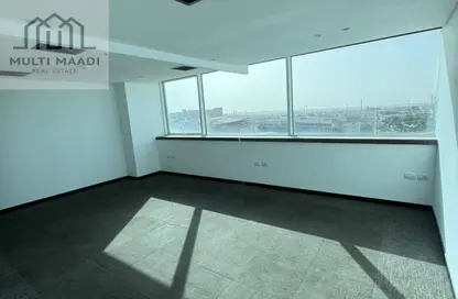 Full Floor - Studio - 3 Bathrooms for rent in 90 Street - The 5th Settlement - New Cairo City - Cairo