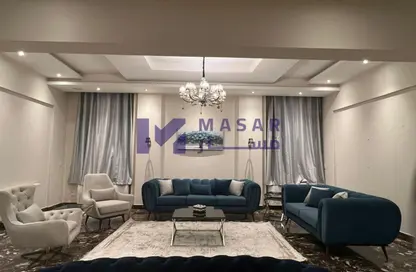 فيلا - 8 غرف نوم - 8 حمامات للبيع في غرب الجولف - كمبوندات القطامية - القطامية - مدينة القاهرة الجديدة - القاهرة