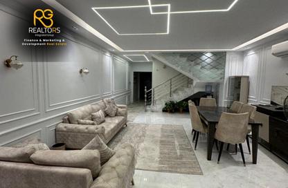 تاون هاوس - 4 غرف نوم - 4 حمامات للبيع في كونتيننتال ريزيدنس - كمبوندات الشيخ زايد - الشيخ زايد - الجيزة