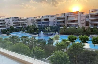 Apartment - 2 Bedrooms - 2 Bathrooms for sale in Lake View - 5th Settlement Compounds - The 5th Settlement - New Cairo City - Cairo