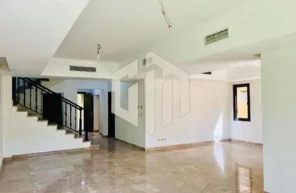 فيلا - 5 غرف نوم - 4 حمامات للايجار في ميفيدا - كمبوندات التجمع الخامس - التجمع الخامس - مدينة القاهرة الجديدة - القاهرة