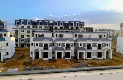 Townhouse - 3 Bedrooms - 3 Bathrooms for sale in Mountain View 1.1 - 5th Settlement Compounds - The 5th Settlement - New Cairo City - Cairo