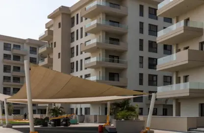 شقة - 3 غرف نوم - 2 حمامات للبيع في كمبوند البروج - كمبوندات الشروق - مدينة الشروق - القاهرة