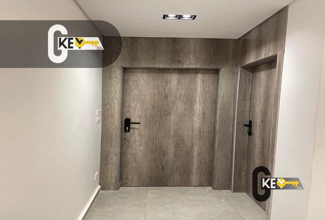 70098507 - صورة العقار 3