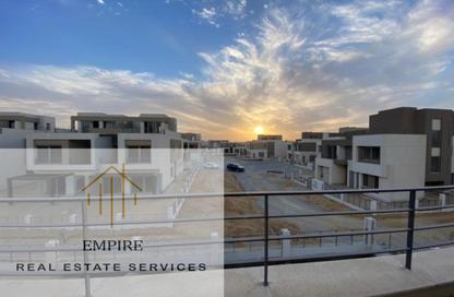 Villa - 3 - 4 for sale in Palm Hills New Cairo - 5th Settlement Compounds - The 5th Settlement - New Cairo City - Cairo Villa - 3 - 4 for sale in Palm Hills New Cairo - 5th Settlement Compounds - The 5th Settlement - New Cairo City - Cairo