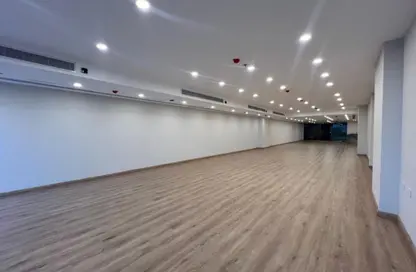 Office Space - 1 Bedroom - 2 Bathrooms for rent in Central New Cairo - North Teseen St. - The 5th Settlement - New Cairo City - Cairo