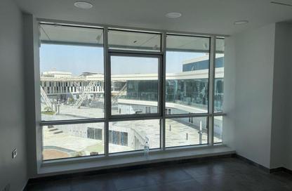 Clinic - Studio - 1 Bathroom for rent in Centrada Plaza - Juhayna Square - 6 October City - Giza