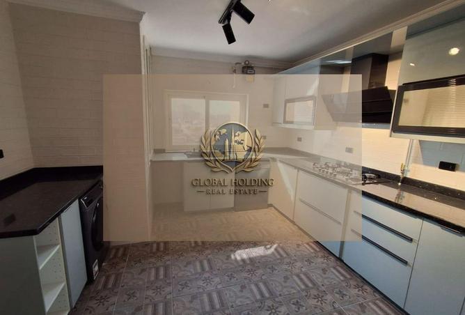 8574484 - Property Image 2