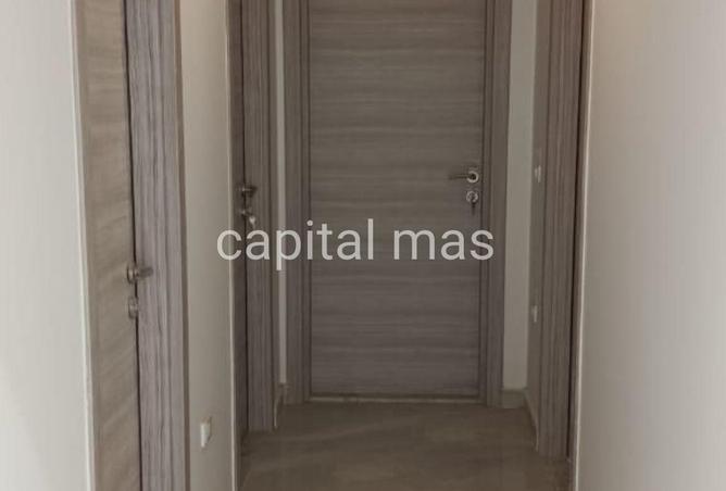 83681103 - Property Image 3