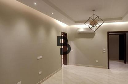 Apartment - 3 Bedrooms - 3 Bathrooms for rent in Westown - Sheikh Zayed Compounds - Sheikh Zayed City - Giza