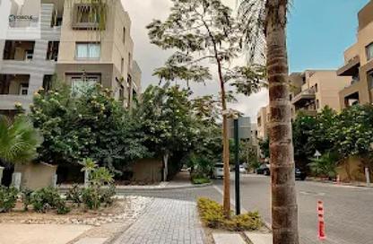 شقة - 2 غرف نوم - 2 حمامات للايجار في فيلدج جيت - المستثمرين الجنوبية - مدينة القاهرة الجديدة - القاهرة