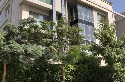 شقة - 3 غرف نوم - 3 حمامات للبيع في جاليريا  مون فالى - المستثمرين الجنوبية - مدينة القاهرة الجديدة - القاهرة