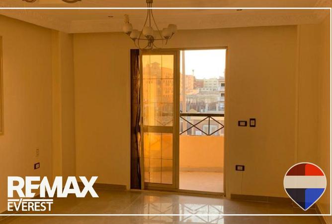 8648009 - Property Image 3